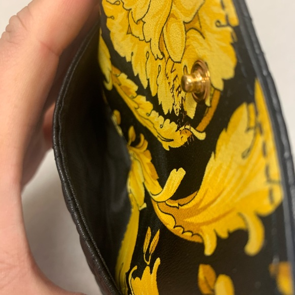 Sold ‼️‼️Versace Virtrus Nappa Leather Card Holder with Sling♥️ - Picture 9 of 17